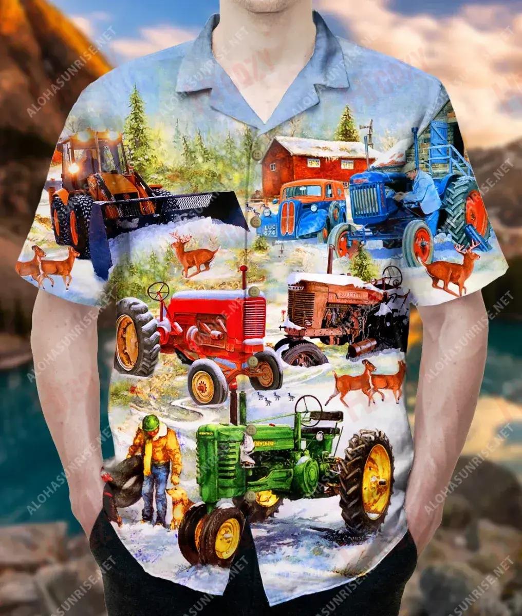 Tractor Whisperer Unisex Short Sleeve Shirt Vacation Hawaiian T Shirts Tropical Shirts For Men Crazy Shirts Hawaii{Size}