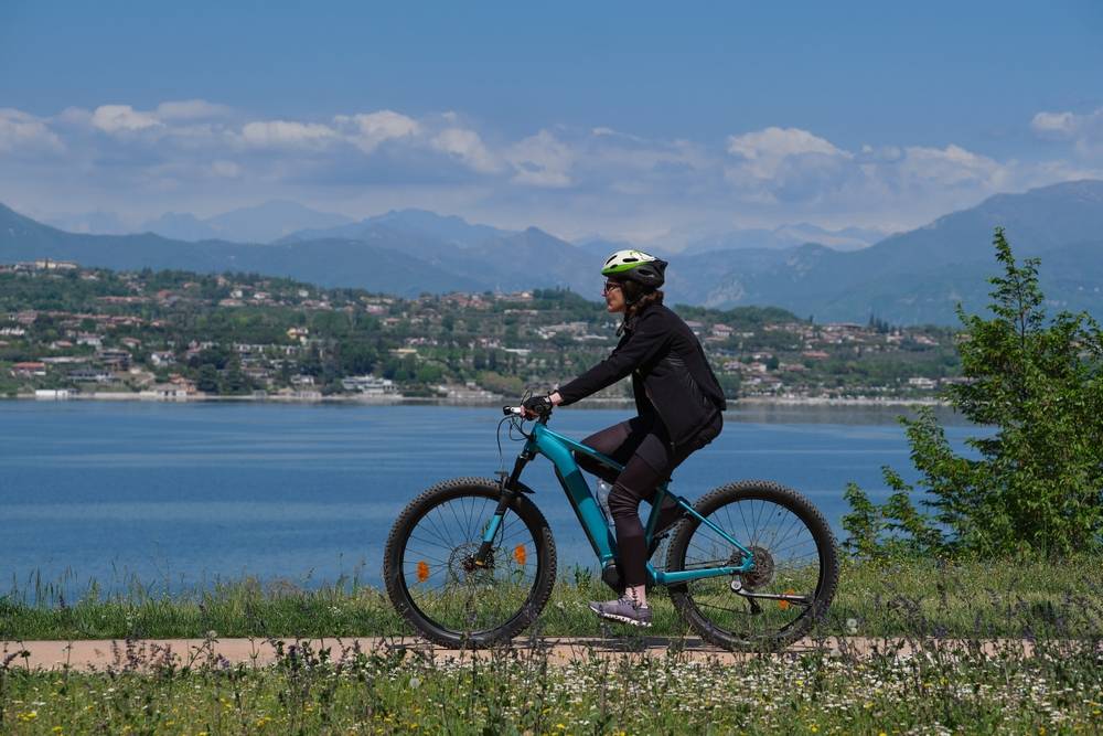 Comment fonctionne un vélo électrique connecté ?-1