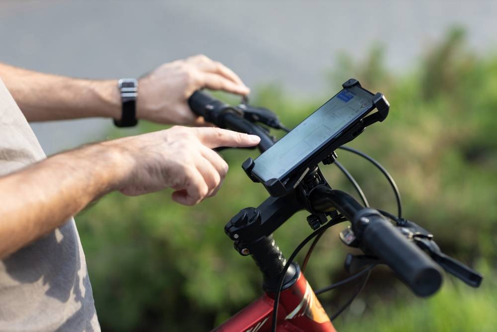 Smart bike : écran ou application pour smartphone ?-2