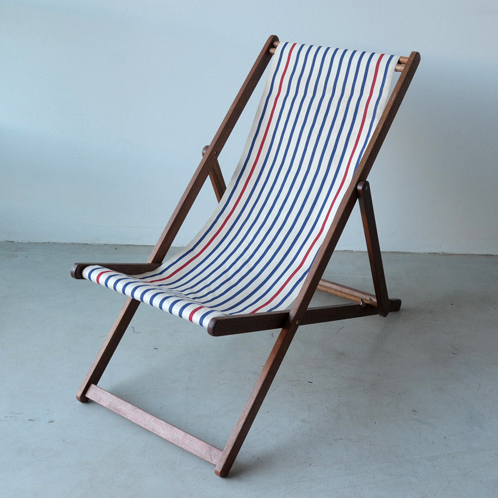 basic deck chair