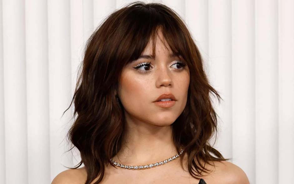 Low Maintenance Short Wavy Hairstyles - Short Shag