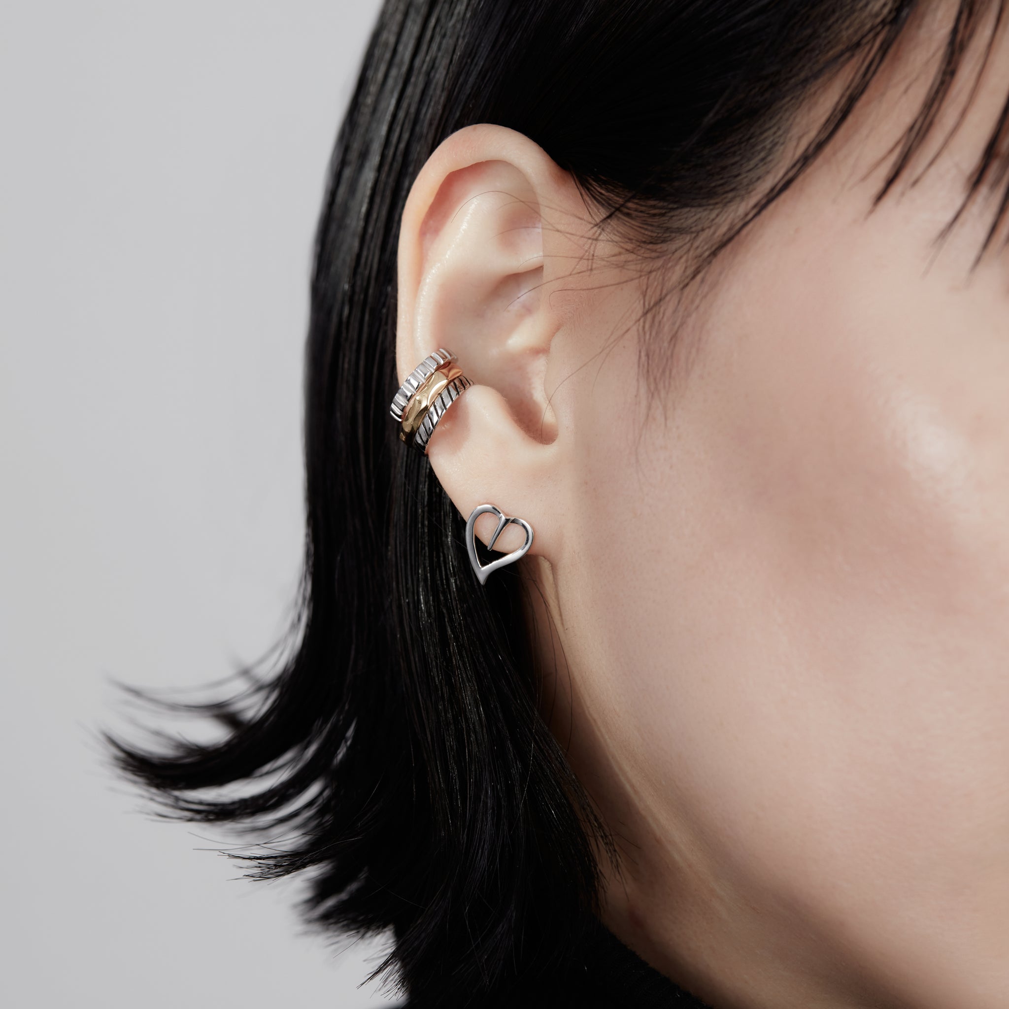 ホアキンべラオ シルバーピアスEarrings DESEO 01 | hitplast.com