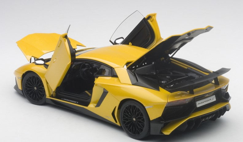 74558 AUTOart 1:18 Lamborghini Aventador LP750-4 SV Metallic Yellow – Boost  Gear - International Shipping - Online Shop