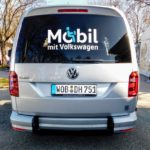 Der Volkswagen Caddy mit Auffahrrampe