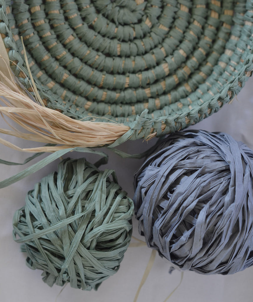 Coil basket weaving methods // Paperphine Paper Raffia Bowl