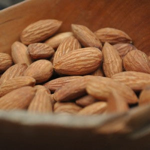 almonds as beauty food