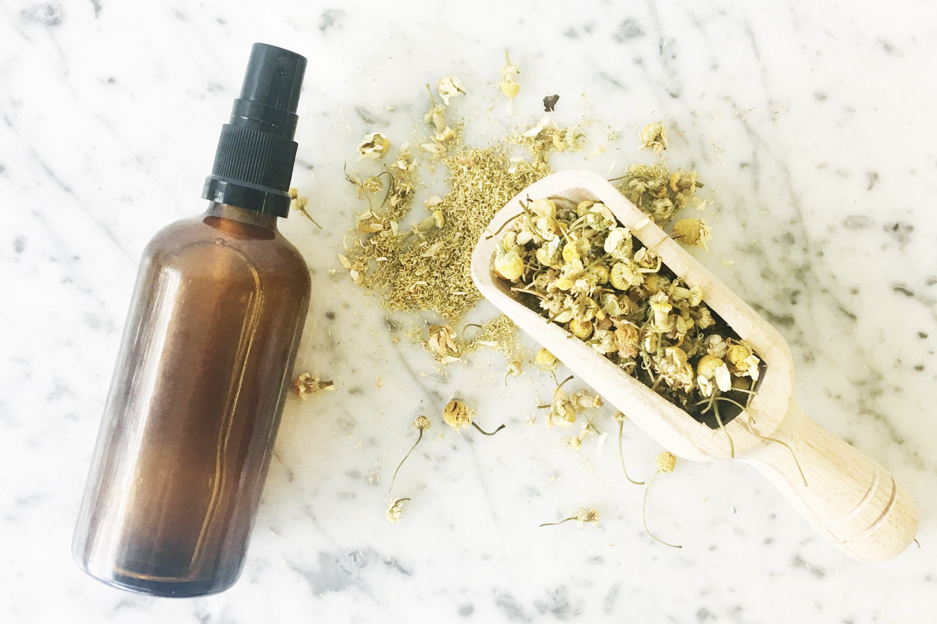 DIY Herbal Conditioning Spritz