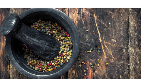 Mortar and pestle for grinding salt and pepper