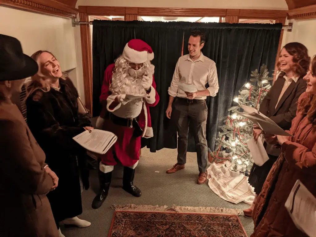 Sechs Personen interagierten am Silvesterabend miteinander, nachdem sie eine Krimi-Dinnerparty veranstaltet und ein Weihnachtsmotto festgelegt hatten.