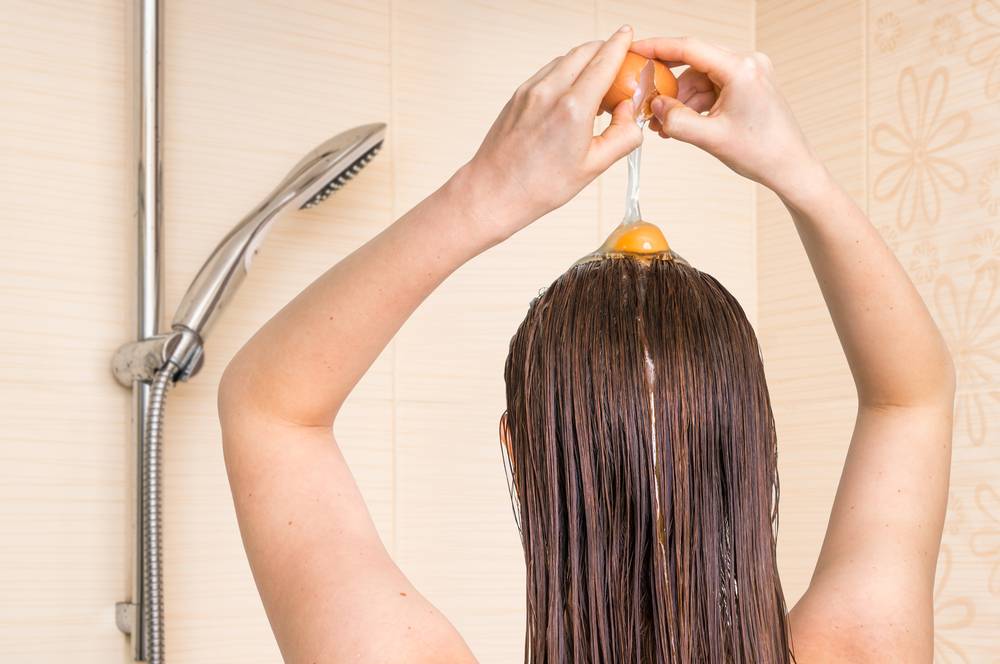 Le rôle des vitamines et des nutriments essentiels dans le traitement pour cheveux-2