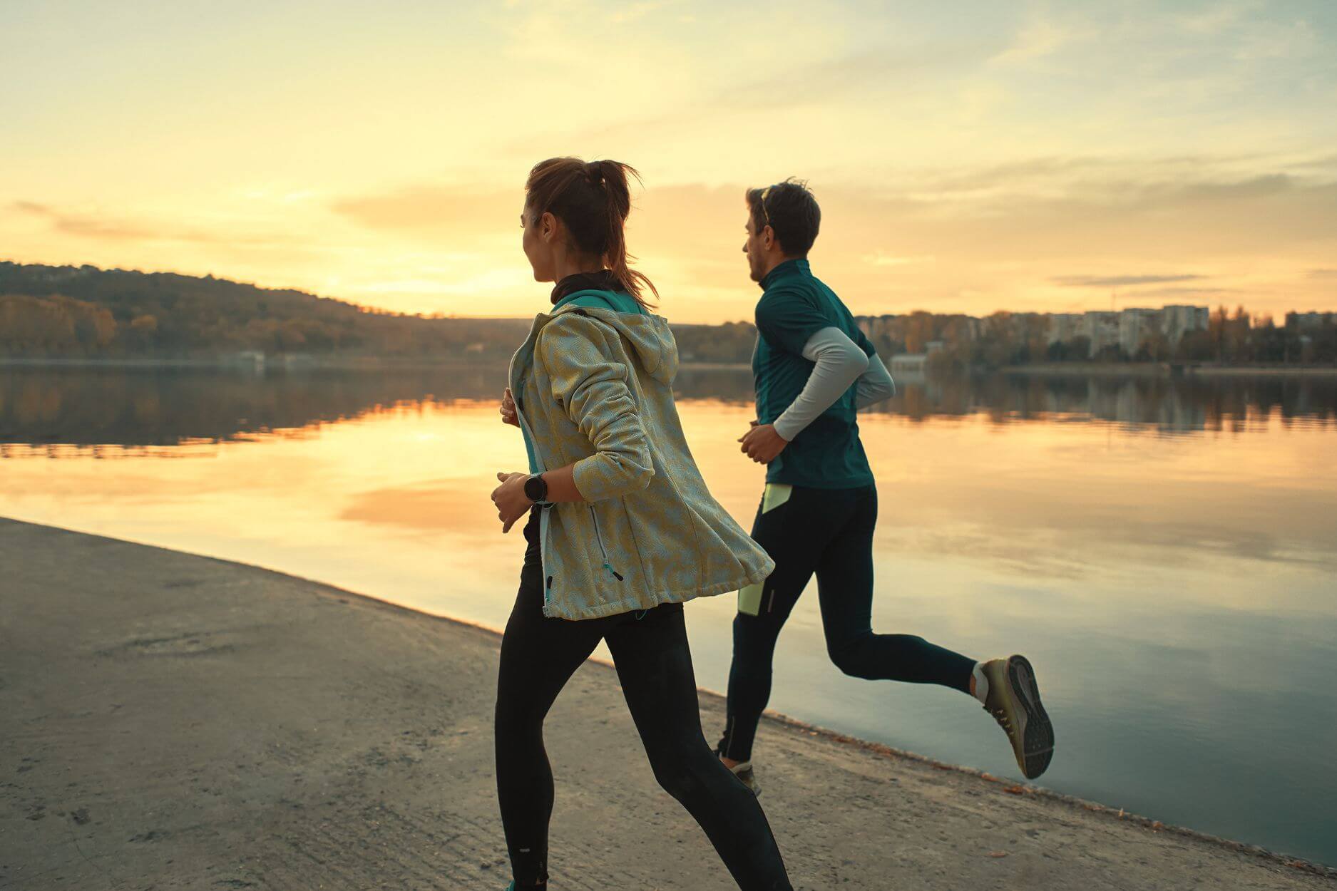 Wie kannst Du nachhaltig am Bauch abnehmen - Cardio Training und Laufen