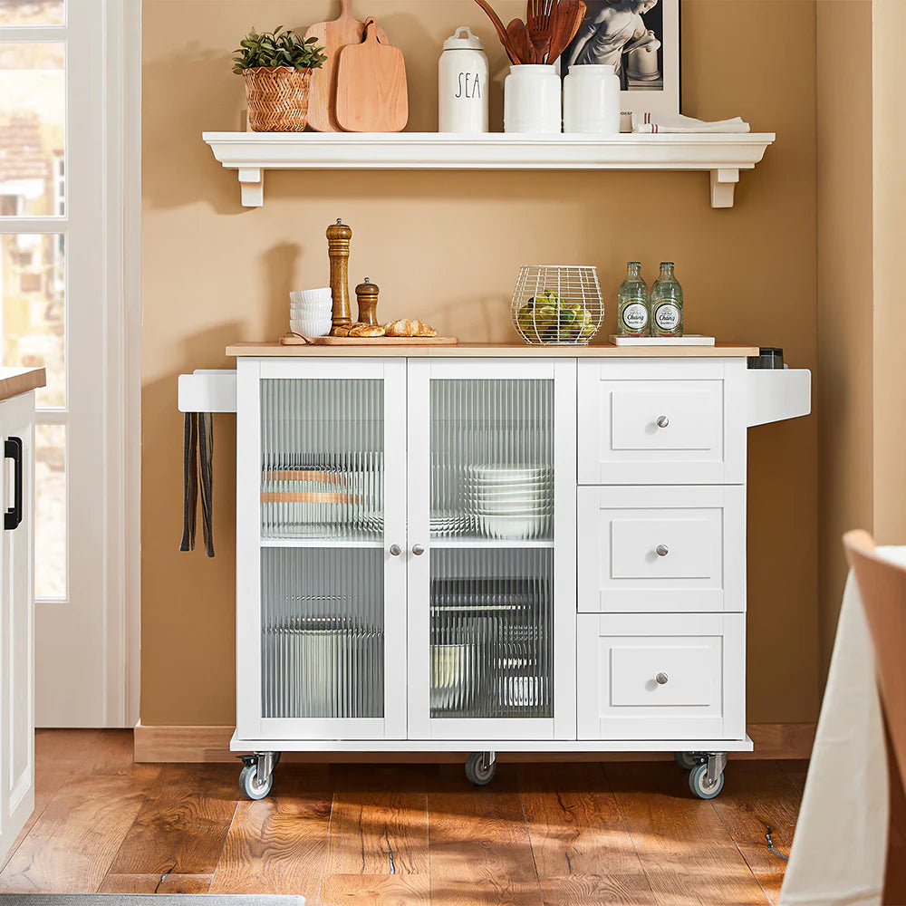 Billede af Stilfuld og funktionel køkkenø i skandi-look: Skab mere plads og komfort i dit køkken!