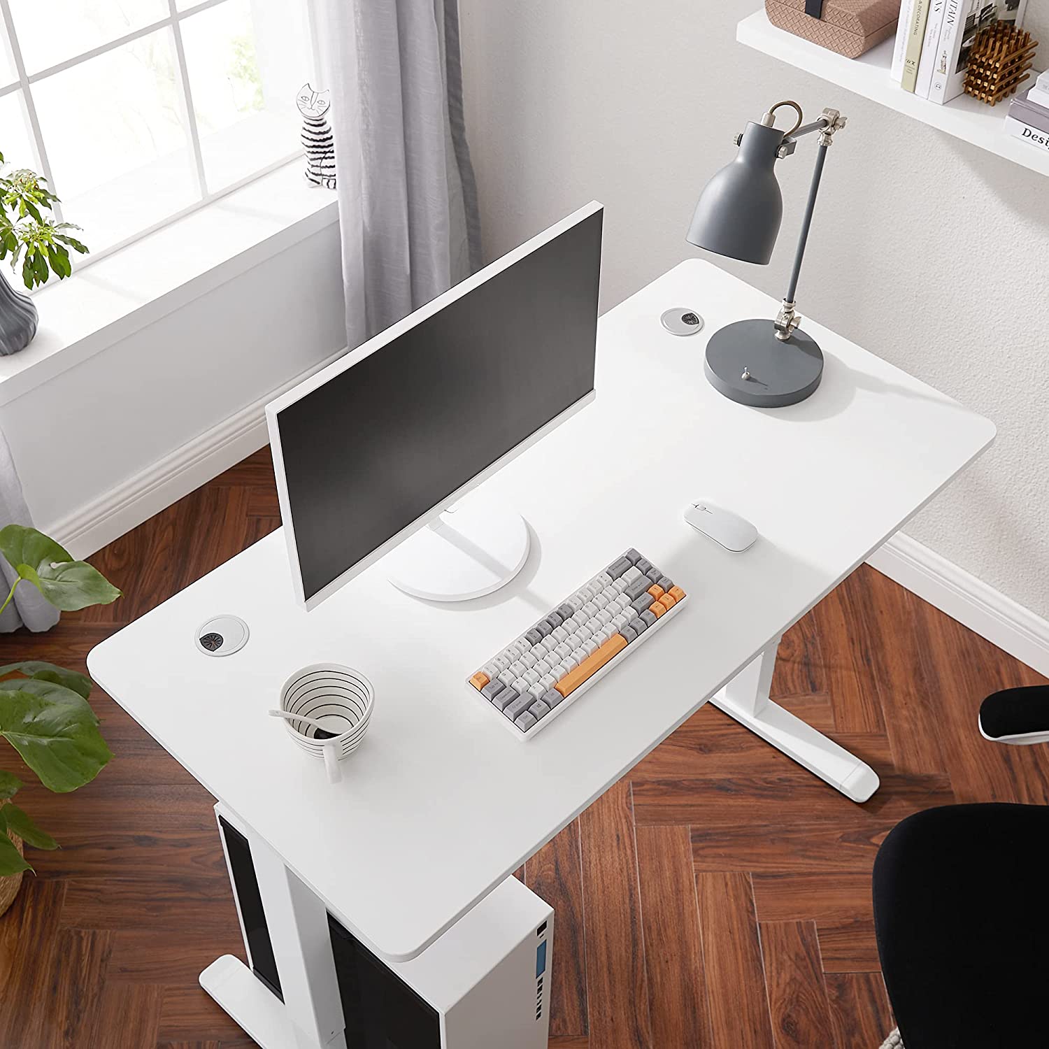 Se Skrivebordsplade - Perfekt til dit hævebord (120 x 60 cm, Hvid) hos Lammeuld.dk