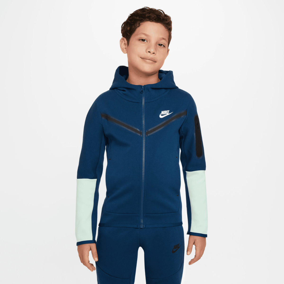 Nike Tech Fleece Junior Jacke – Mitternachtsmarine/Schwarz – Footkorner