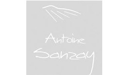 https://cdn.shopify.com/s/files/1/0650/4356/2708/articles/brands_10319_antoine-sanzay_1980.jpg?v=1709220580