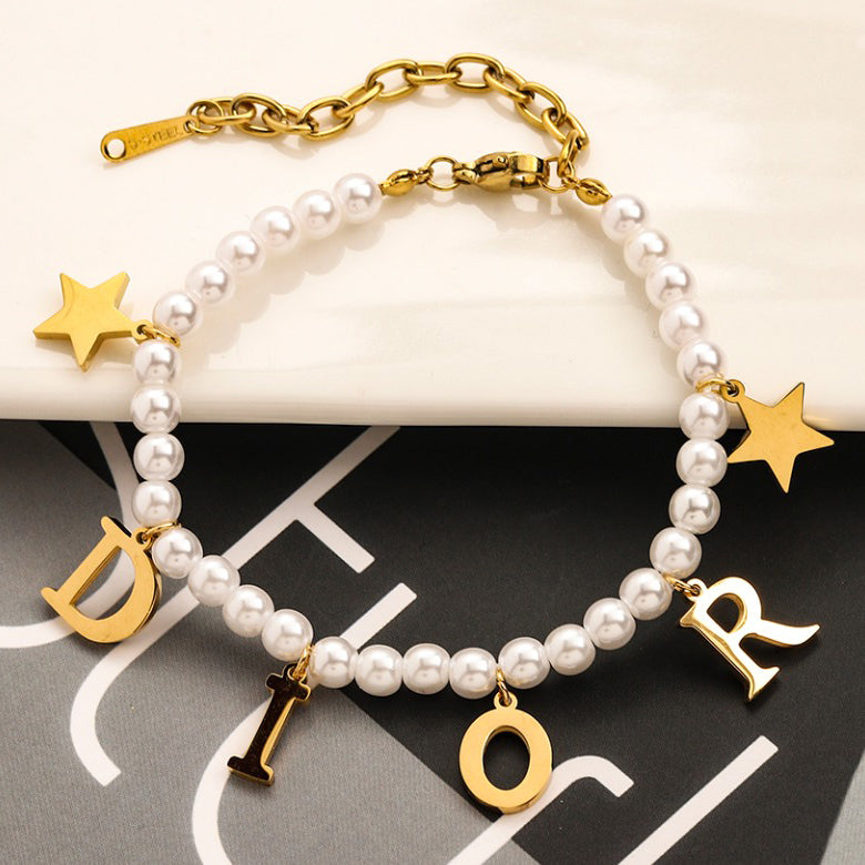 Letter R pearl bracelet