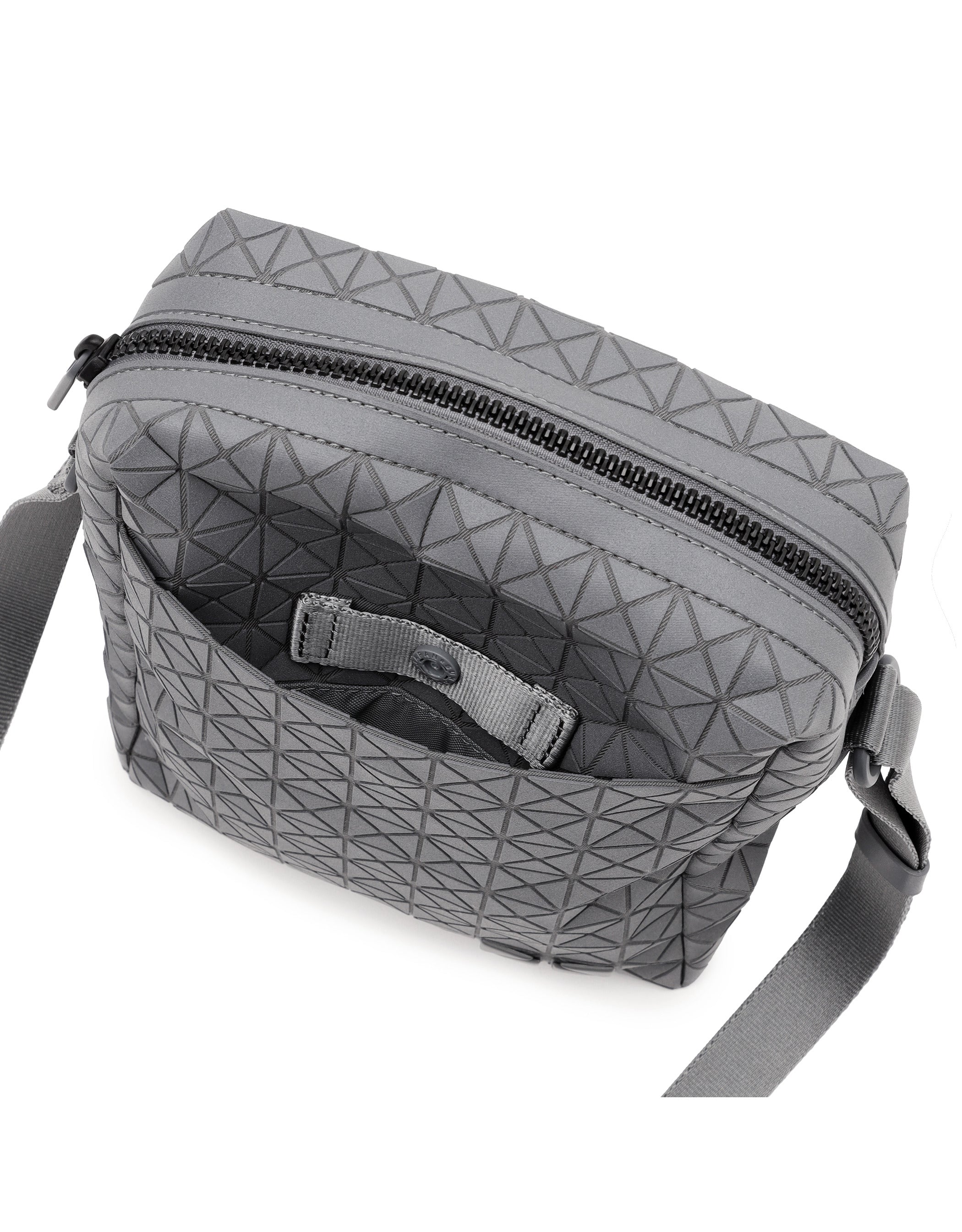 ボイジャー issey miyake BaoBao BB32AG121 お買い得商品 52.0%OFF