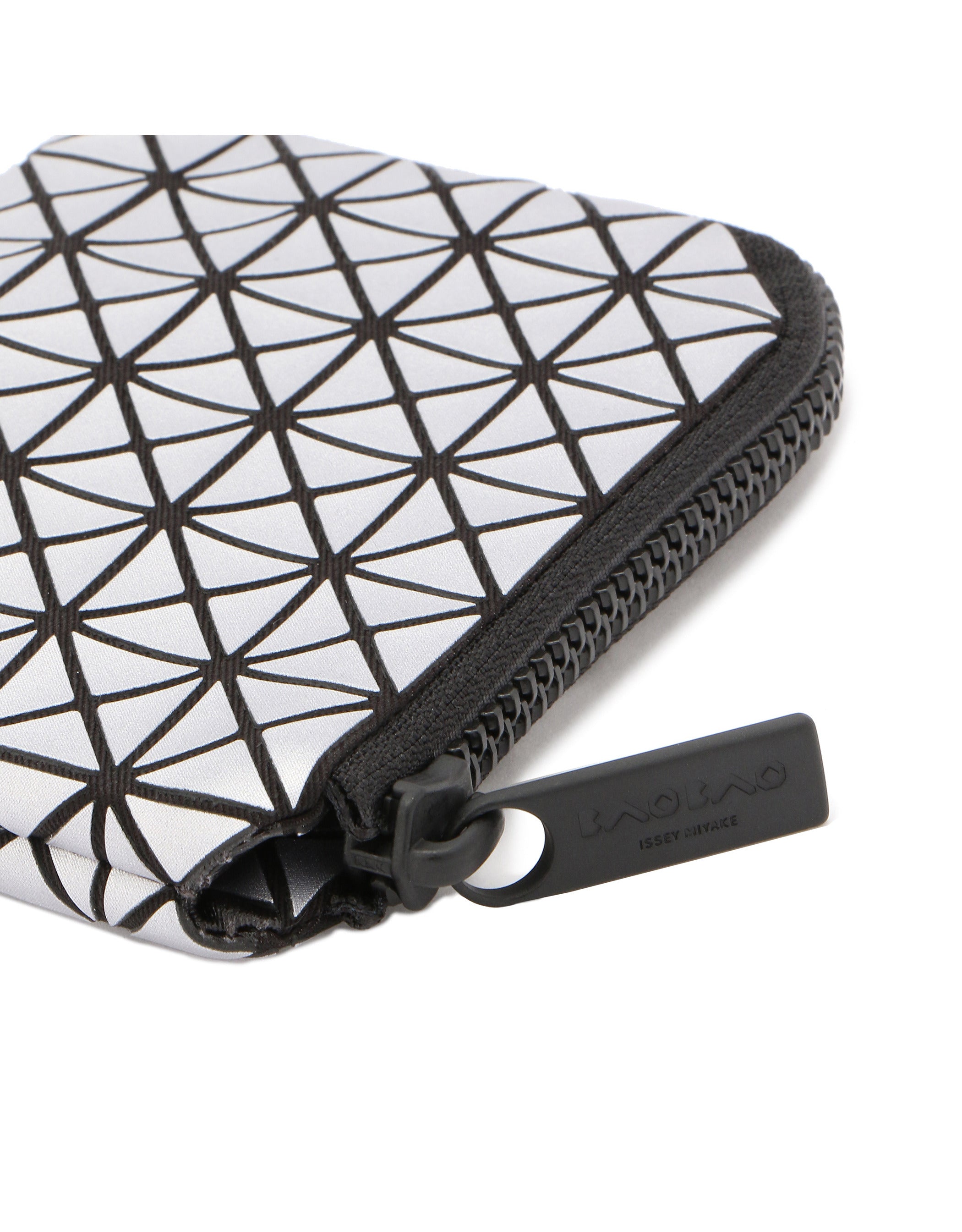 史上一番安い BAO ISSEY MIYAKE CLAM WALLETマットブラック