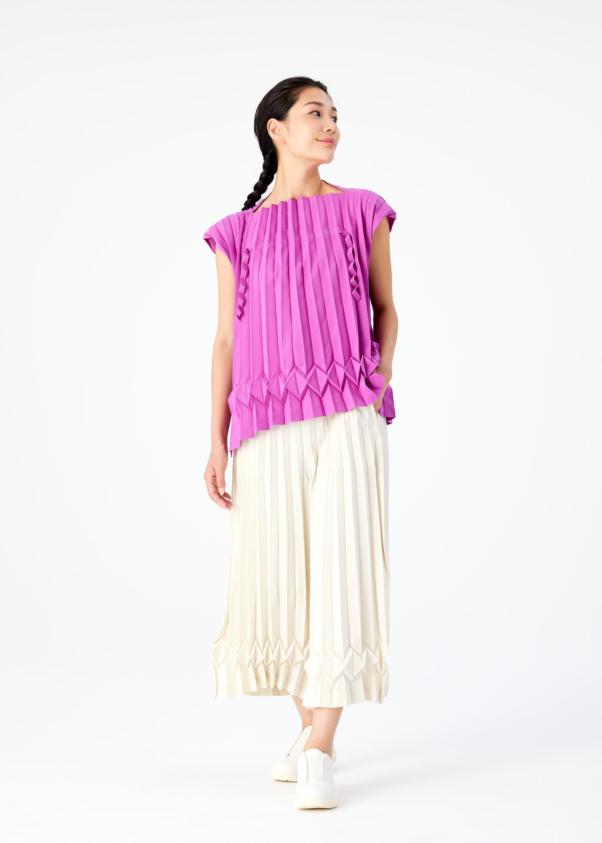 CUBE PLEATS