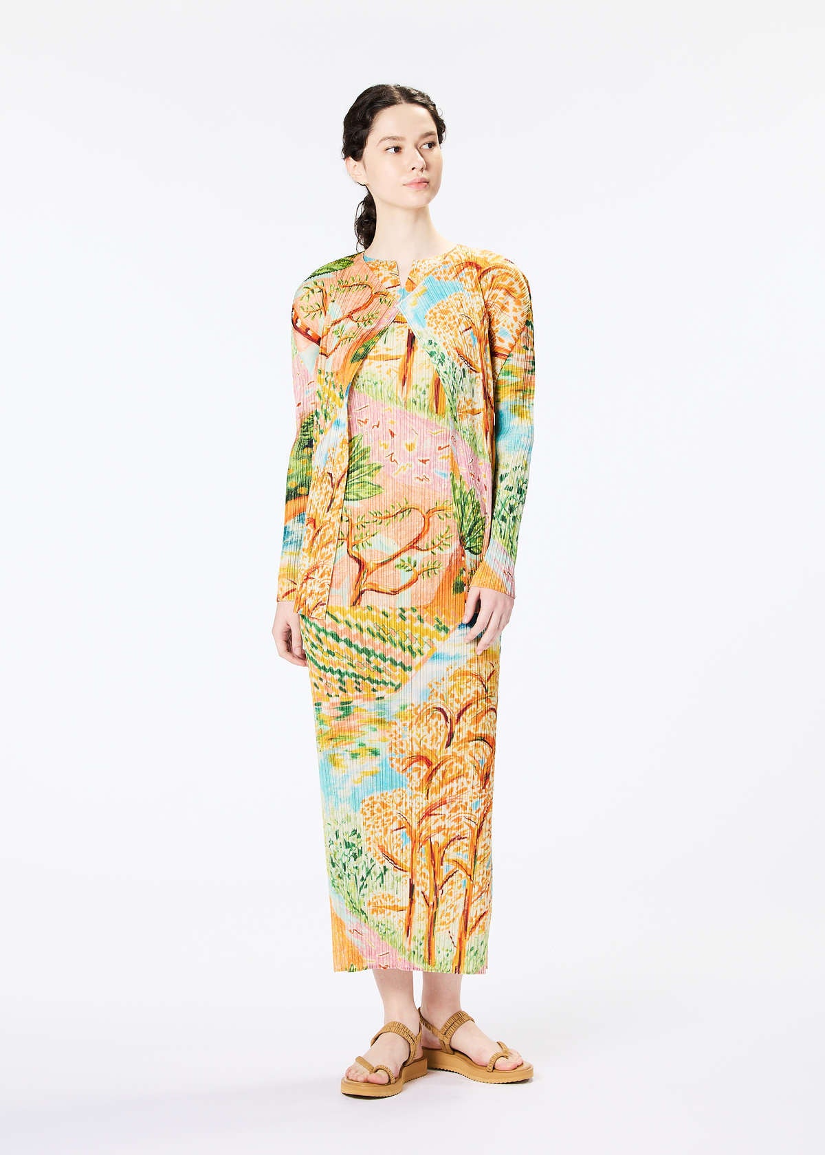 PROMENADE – isseymiyake.com