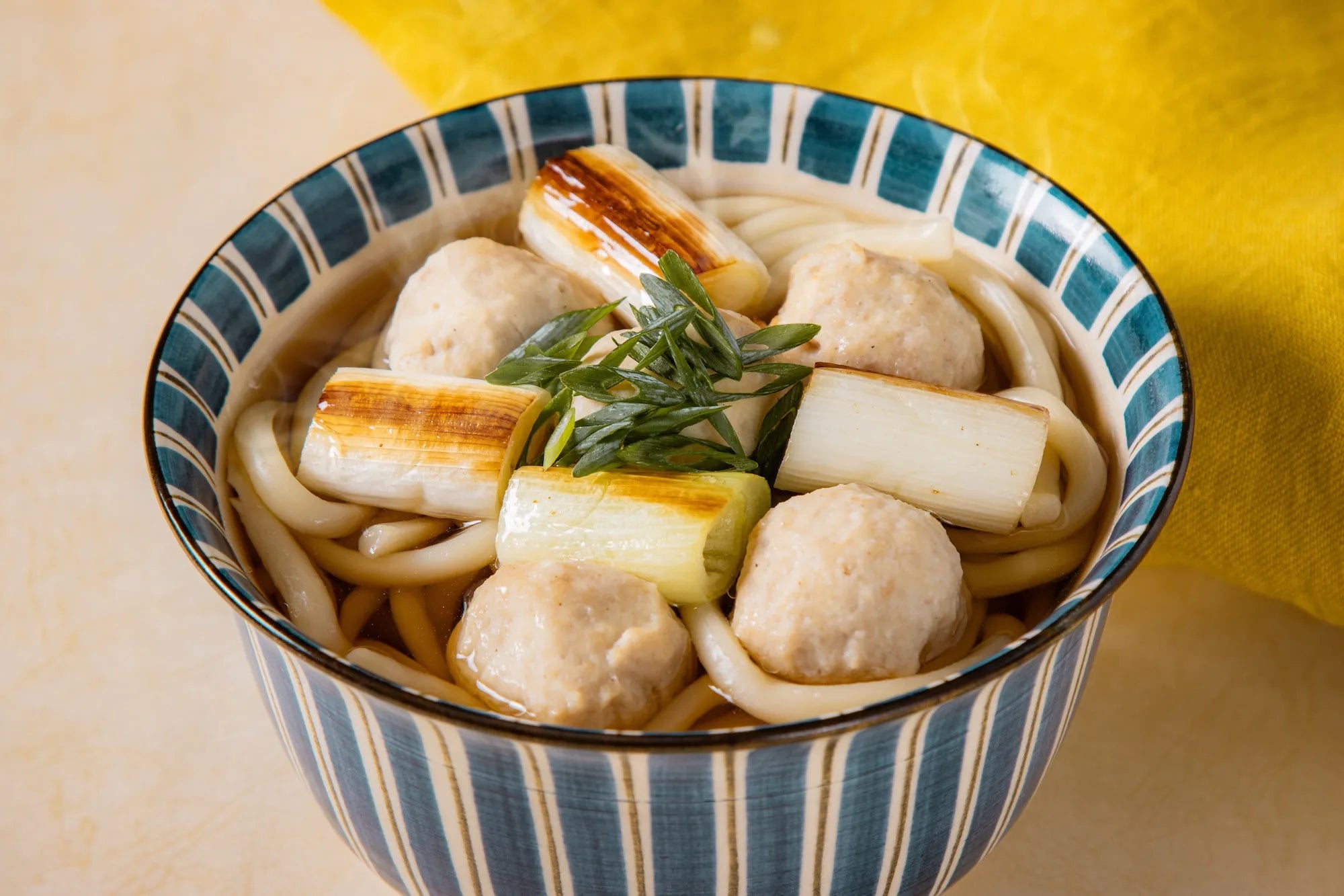 ヤザワミートの鶏団子