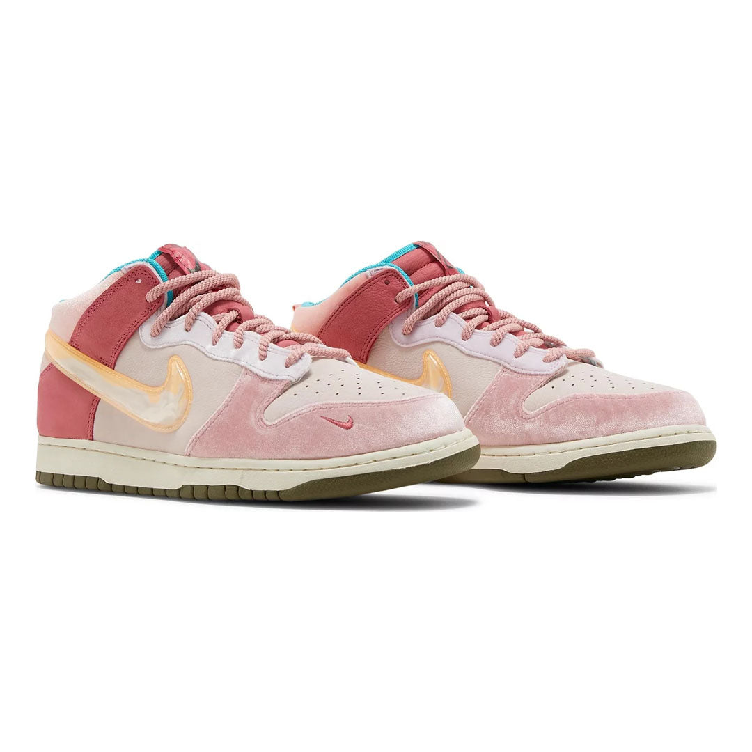 Nike Dunk Mid x Social Status 'Strawberry Milk'