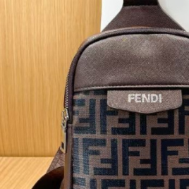 Fendi FF letter jacquard fashion men's and women's belt bag messenger bag