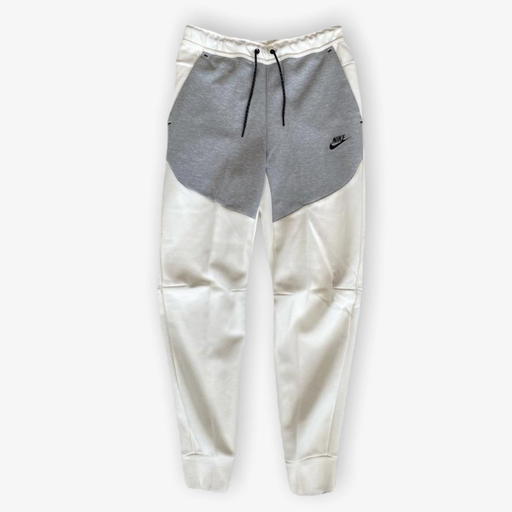 Decoratief Onbevreesd attribuut Nike Tech Fleece Grey White Pants CU4495-133 – Sneaker Junkies
