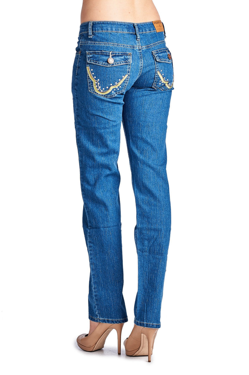 jeans with embroidered back pockets