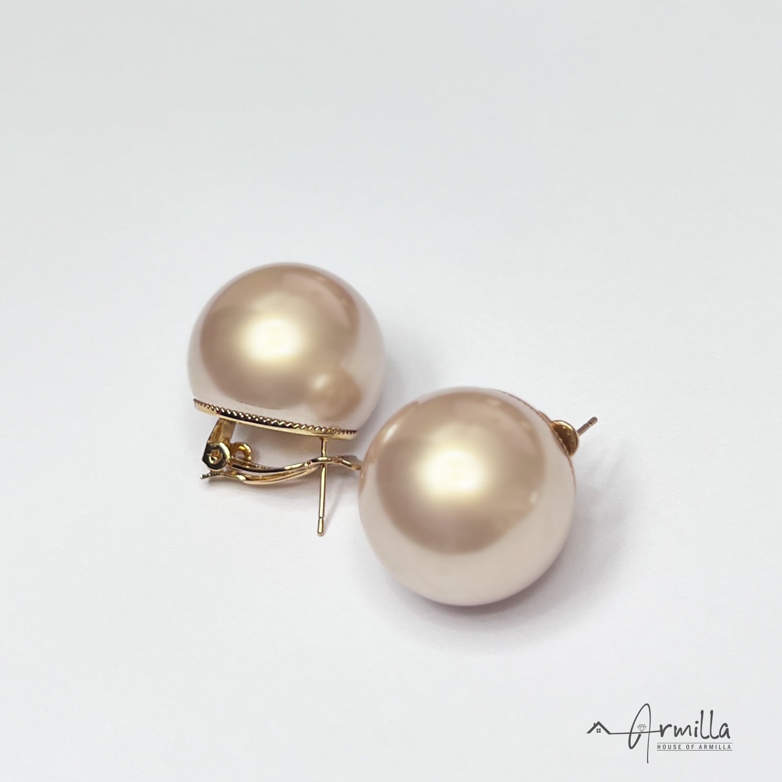 Oversized Pearl Earrings