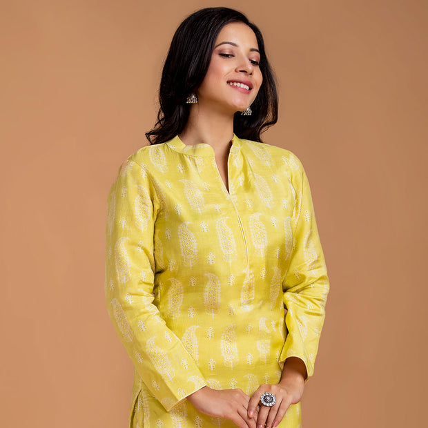 Shakti Yellow Kurta and Tulip Pants, ट्यूलिप पतलून