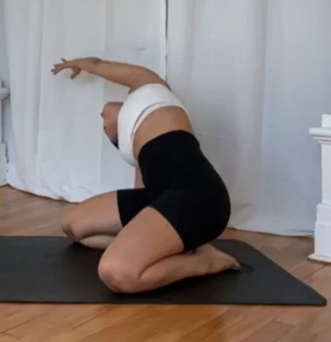 Yoga Detox Poses-Side Bends 2