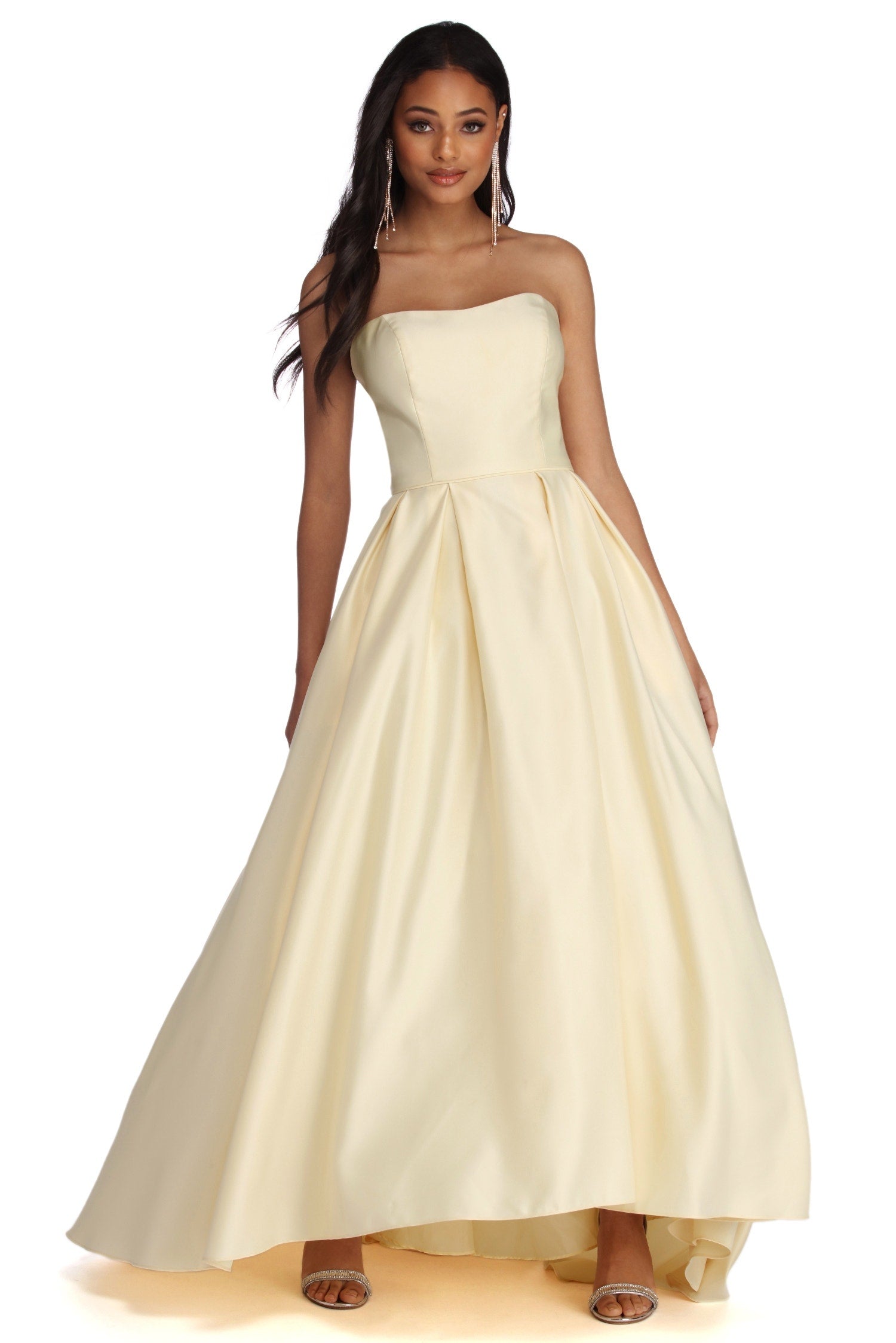 Dahlia Sweetheart Satin Ball Gown