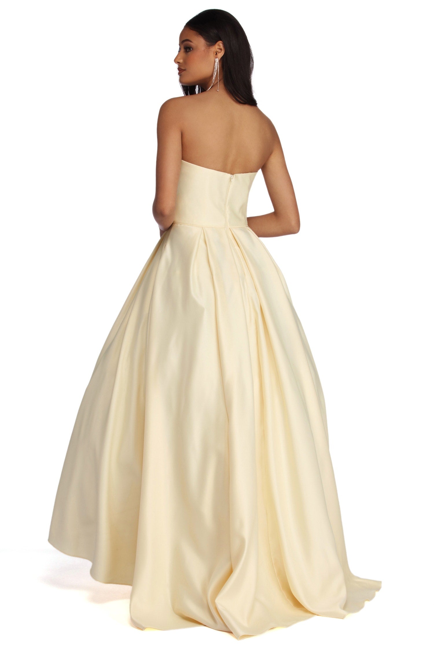 Dahlia Sweetheart Satin Ball Gown