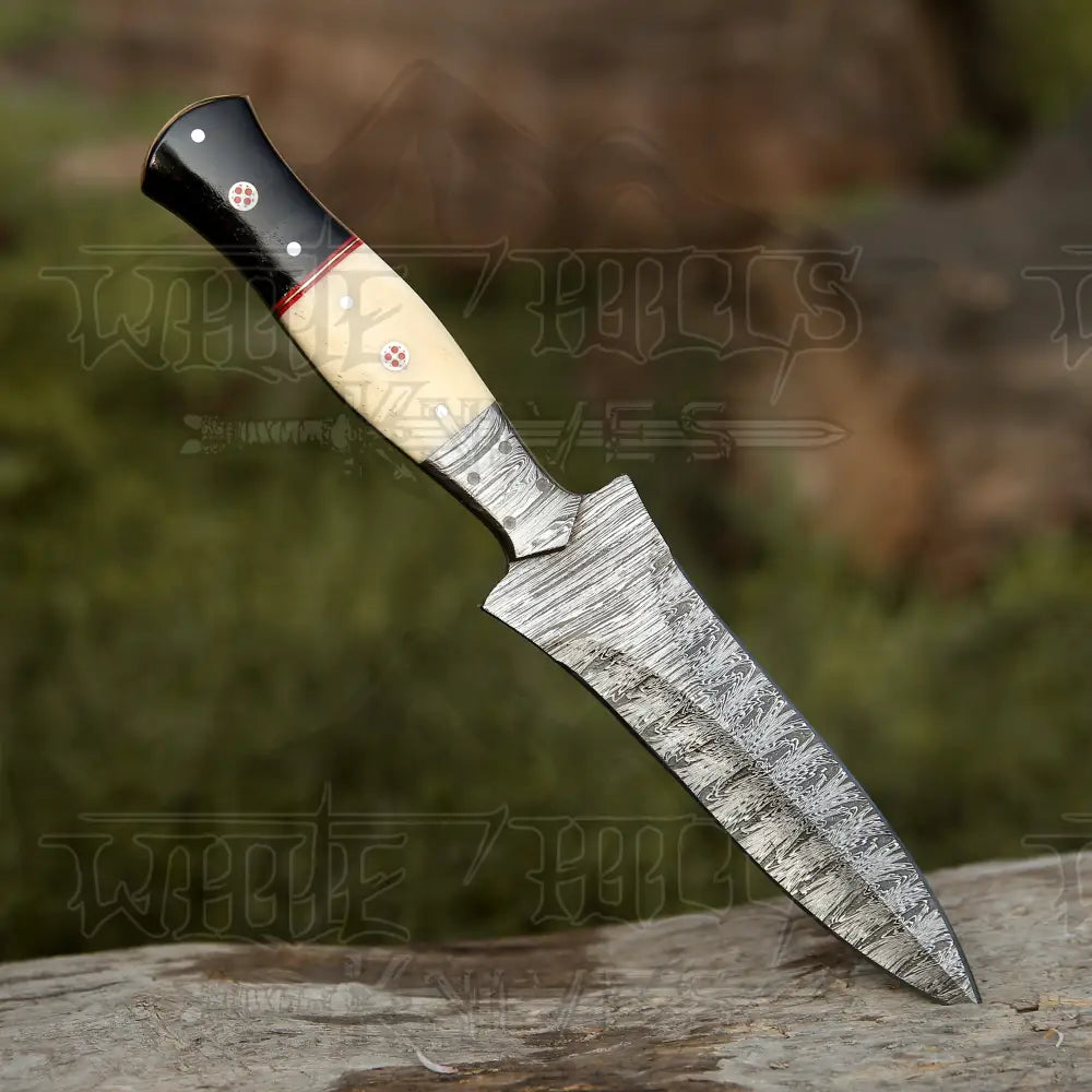 Hand Forged Damascus Steel Hunting Boot Knife With Damascus Bolster - Bull Horn & Bone Handle - Image 8