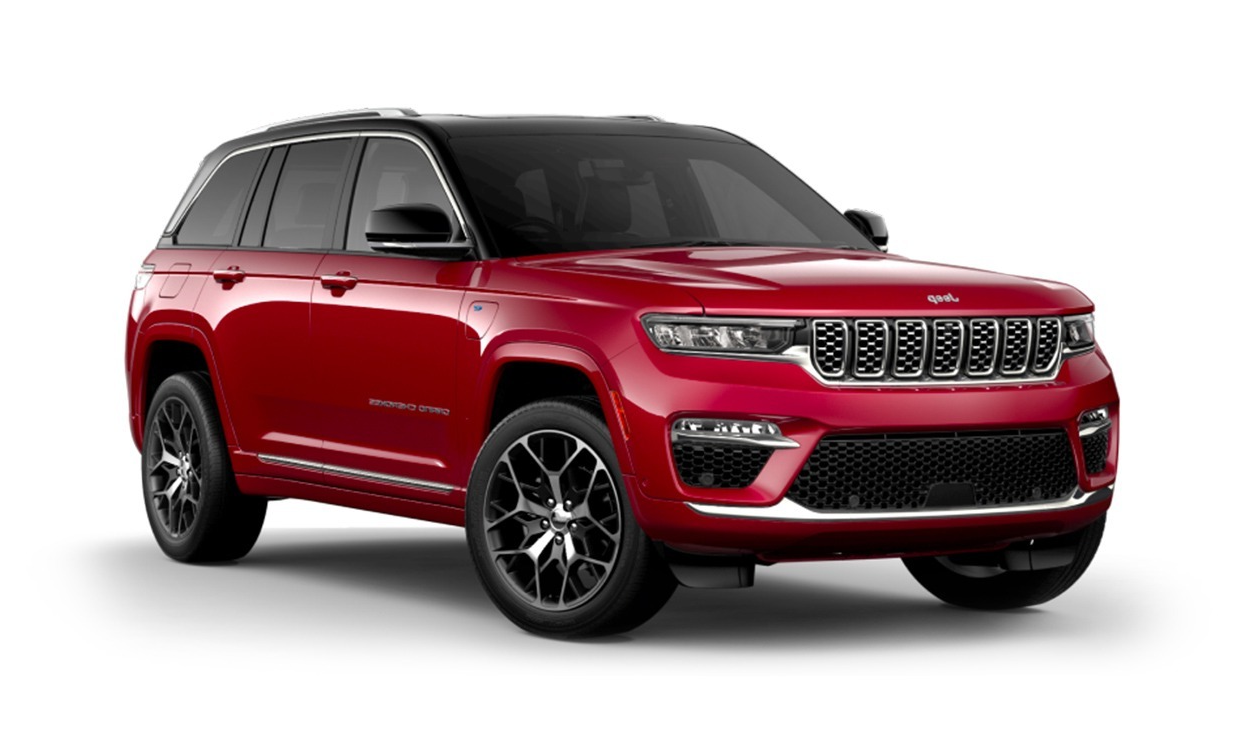 The Jeep Grand Cherokee 4XE is a remarkable hybrid SUV that's built for adventure. At Car Accessories Plus, we offer a wide range of Genuine accessories that can help you get the most out of your Jeep Grand Cherokee 4XE