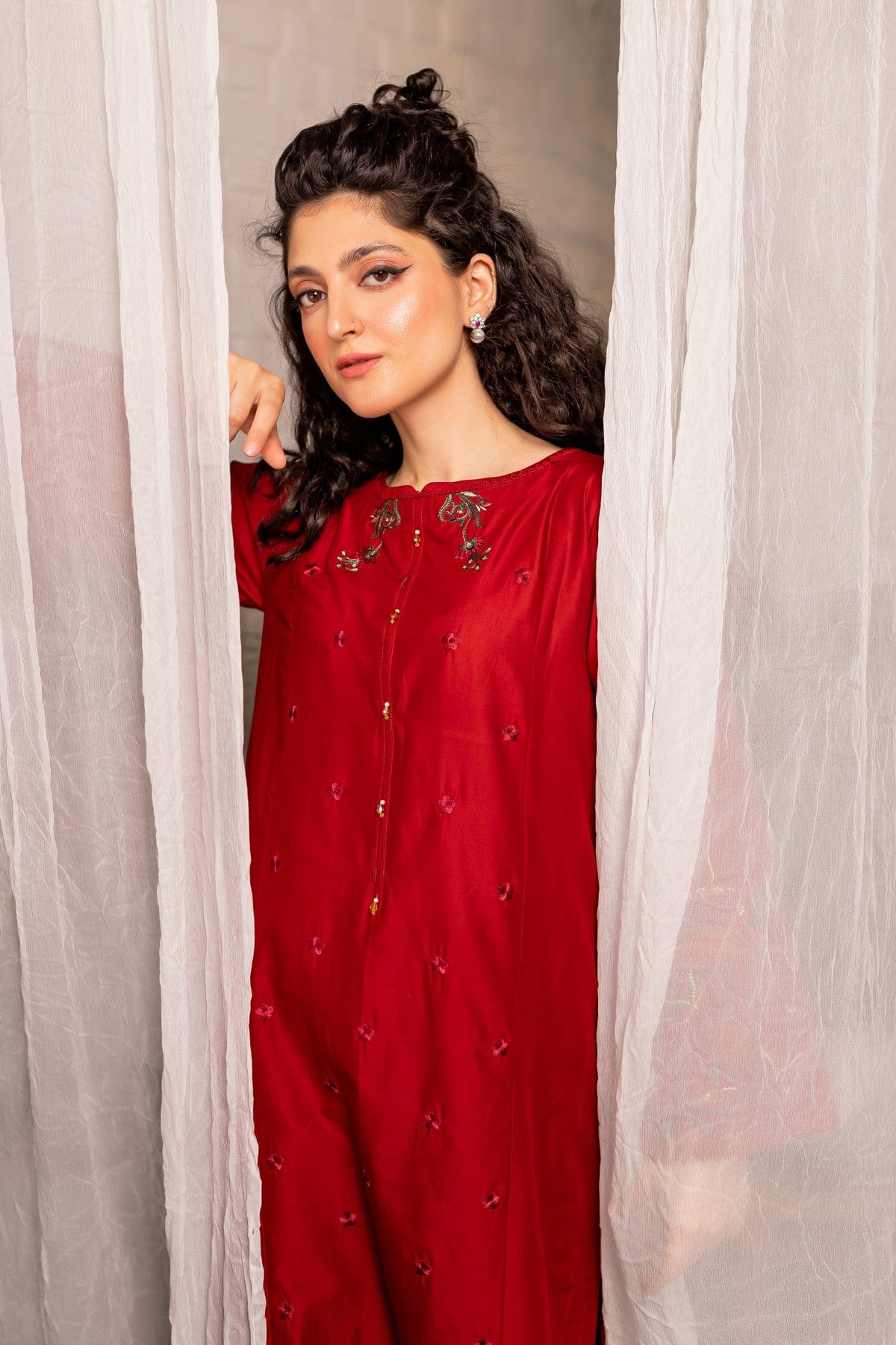 best-selling-afeefa-embroidered-suit-lalazar-shop