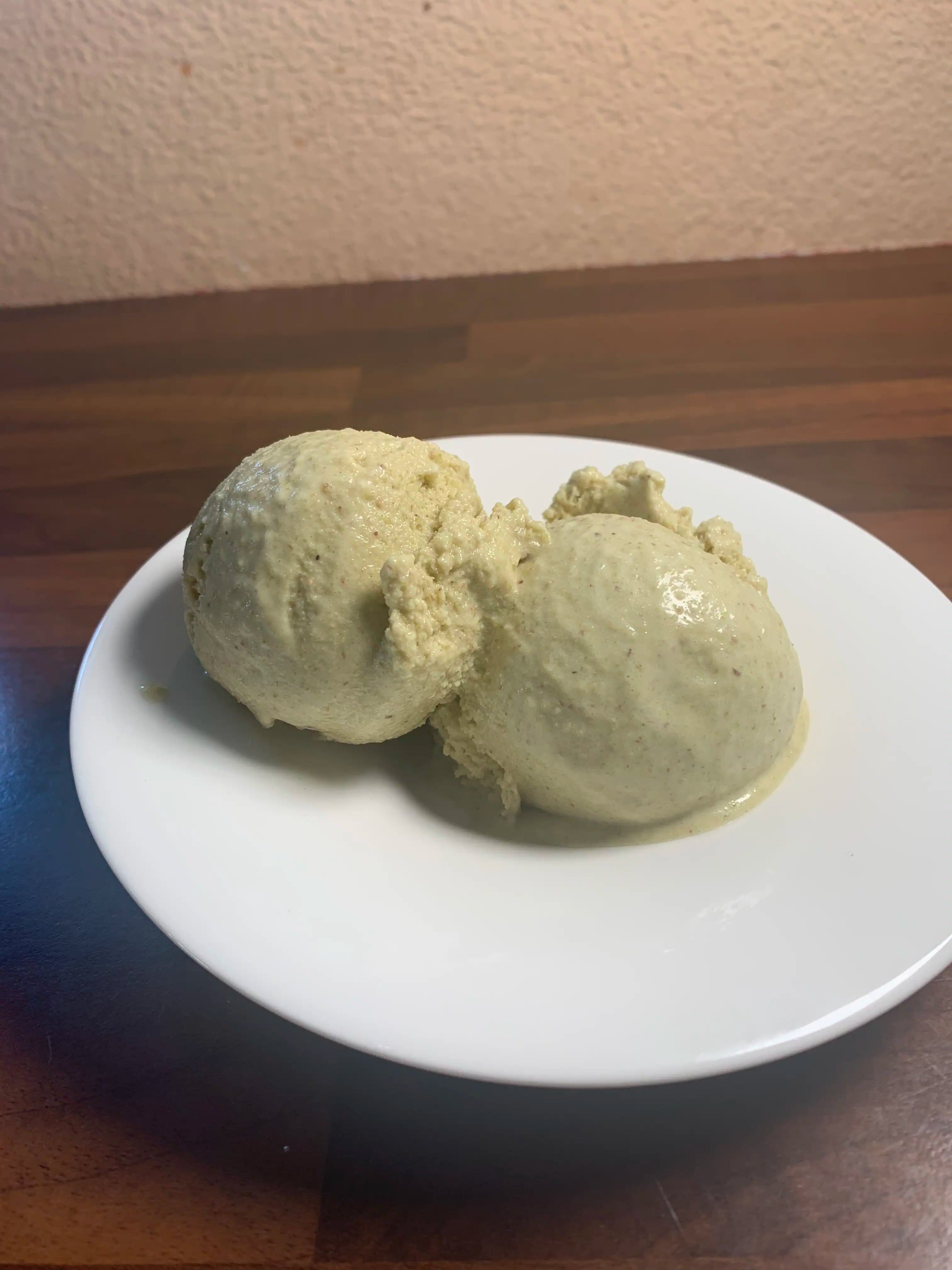 Rezept für Pistazien Marzipan Eis selbst gemacht