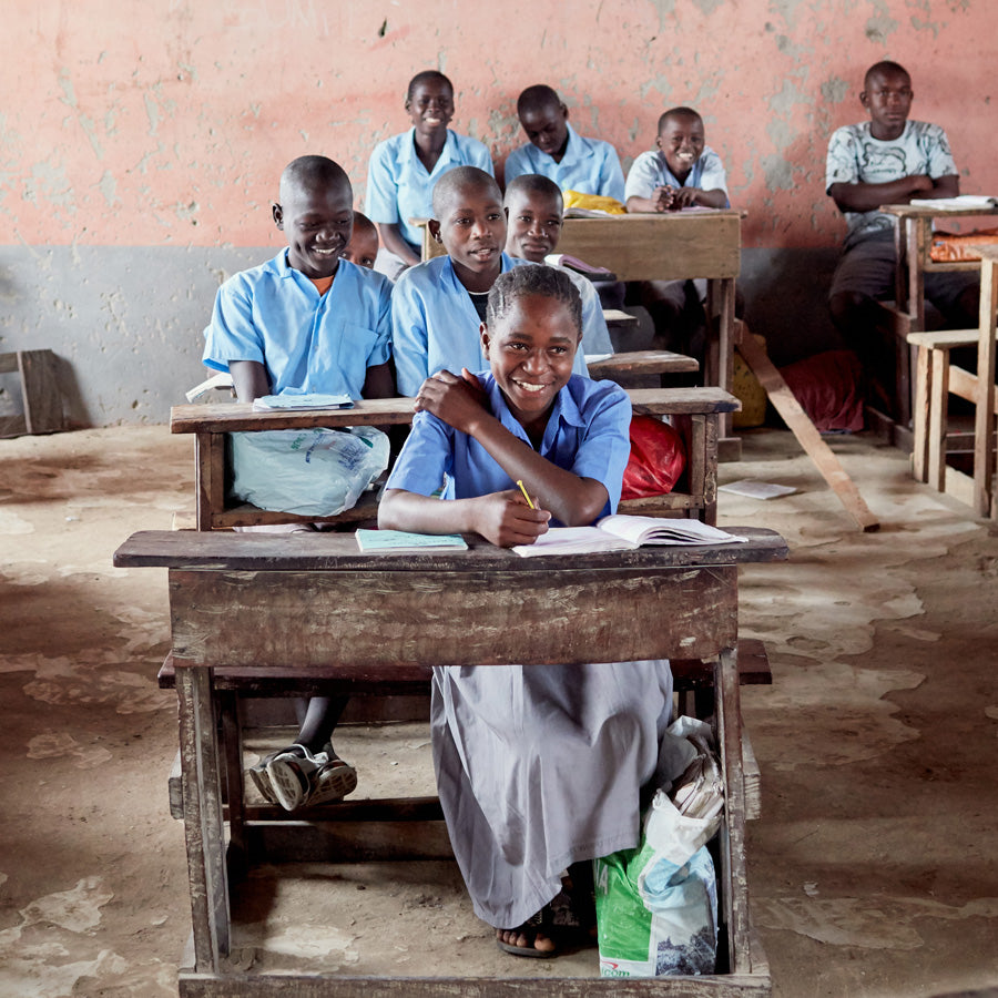 A School Desk Build Africa