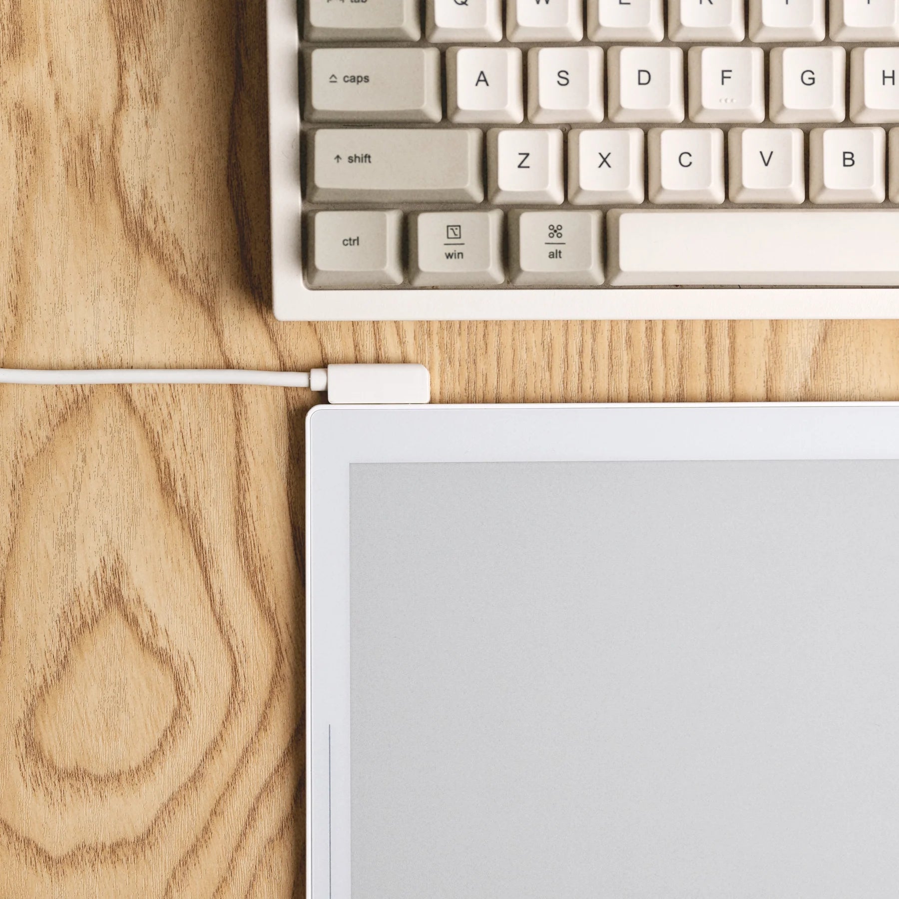 Top Charging - Cổng sạc cạnh trên