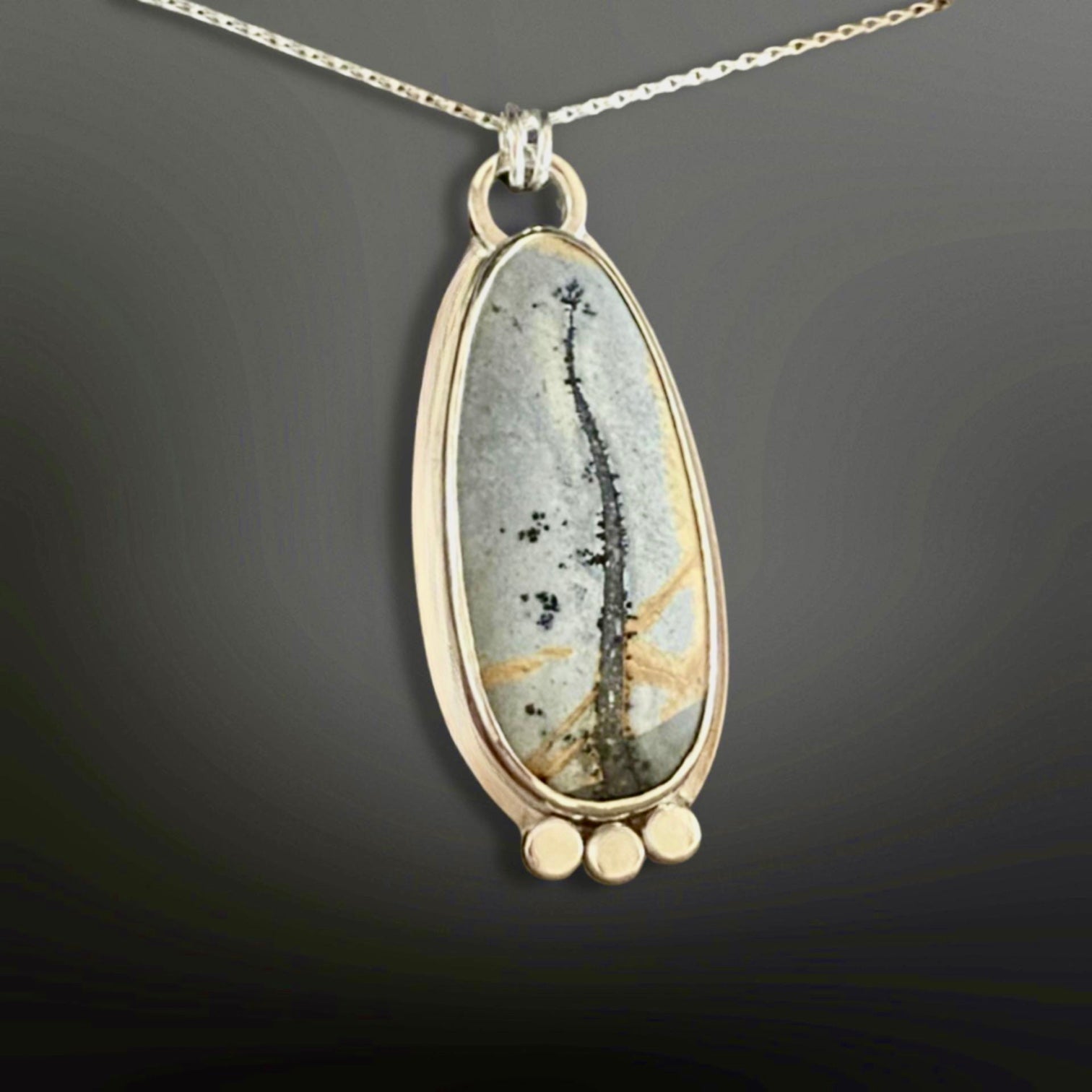 unique maligano jasper pendant