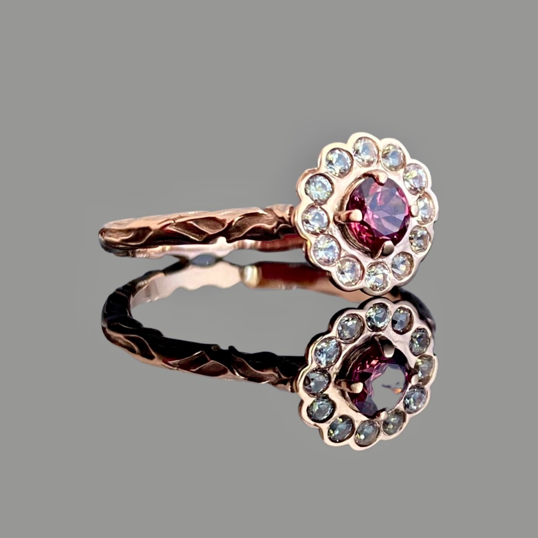 14ct red gold flower ring