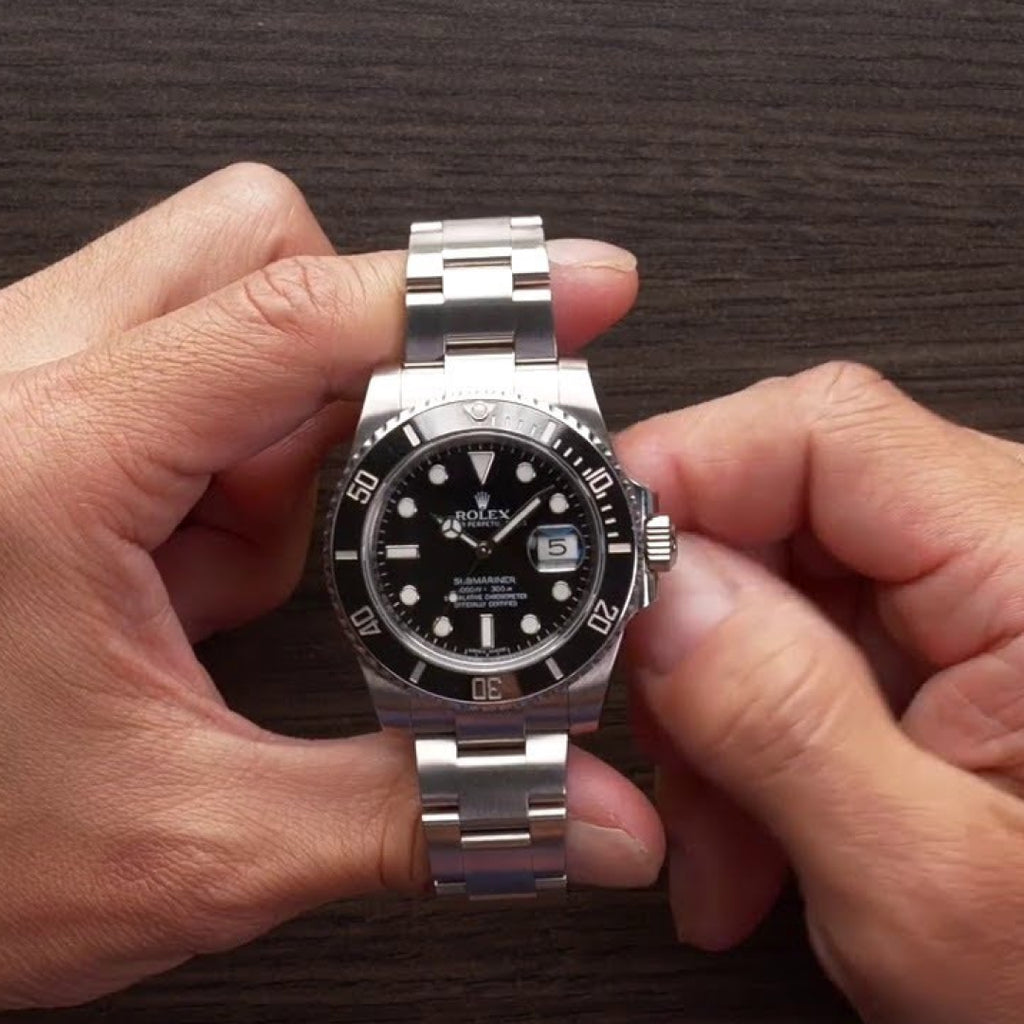 how to wind a rolex