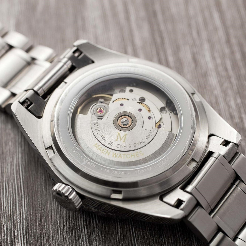 quartz vs mechanical watch