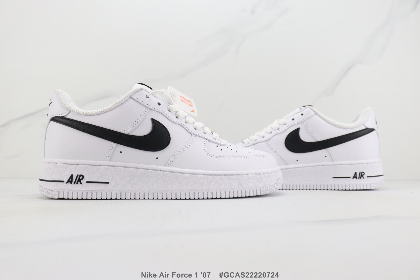 NIKE Air Force 1'07 low top board shoes