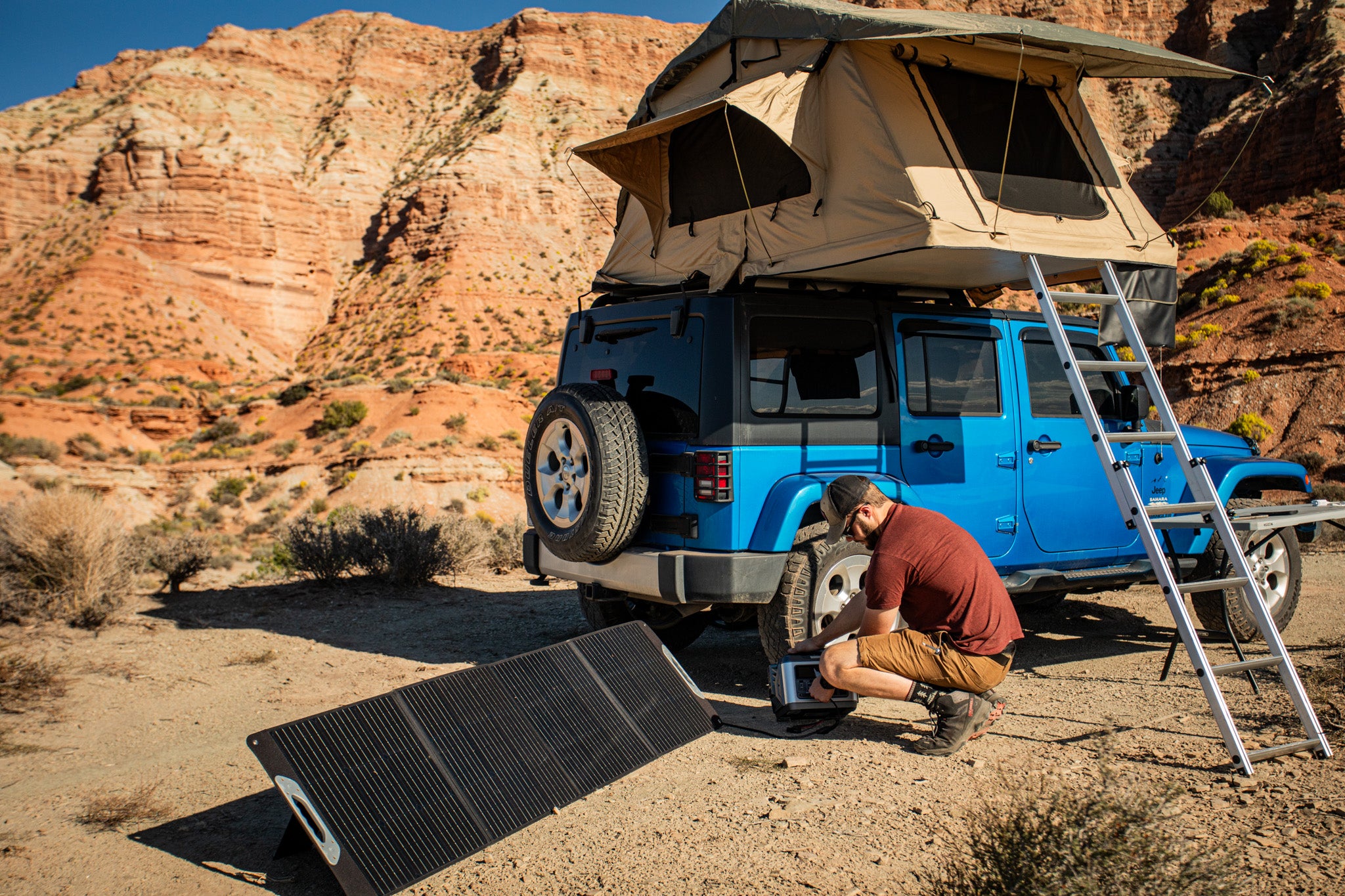 Solar Powered Generator for Camping