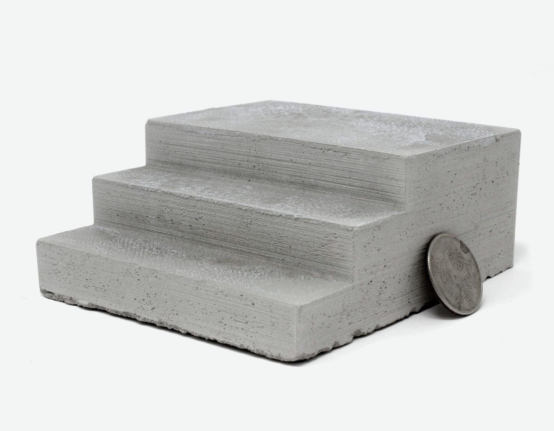 1:12 Scale Mini Concrete Steps - Mini Materials product image