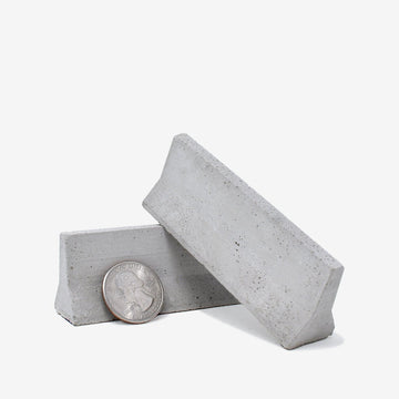 1:12 Scale Mini Construct-A-Block Concrete Blocks on Pallet (24pk)