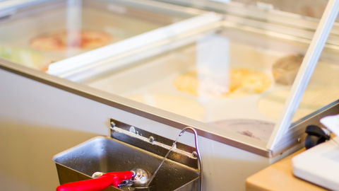 Commercial Ice Cream Dipping Cabinet