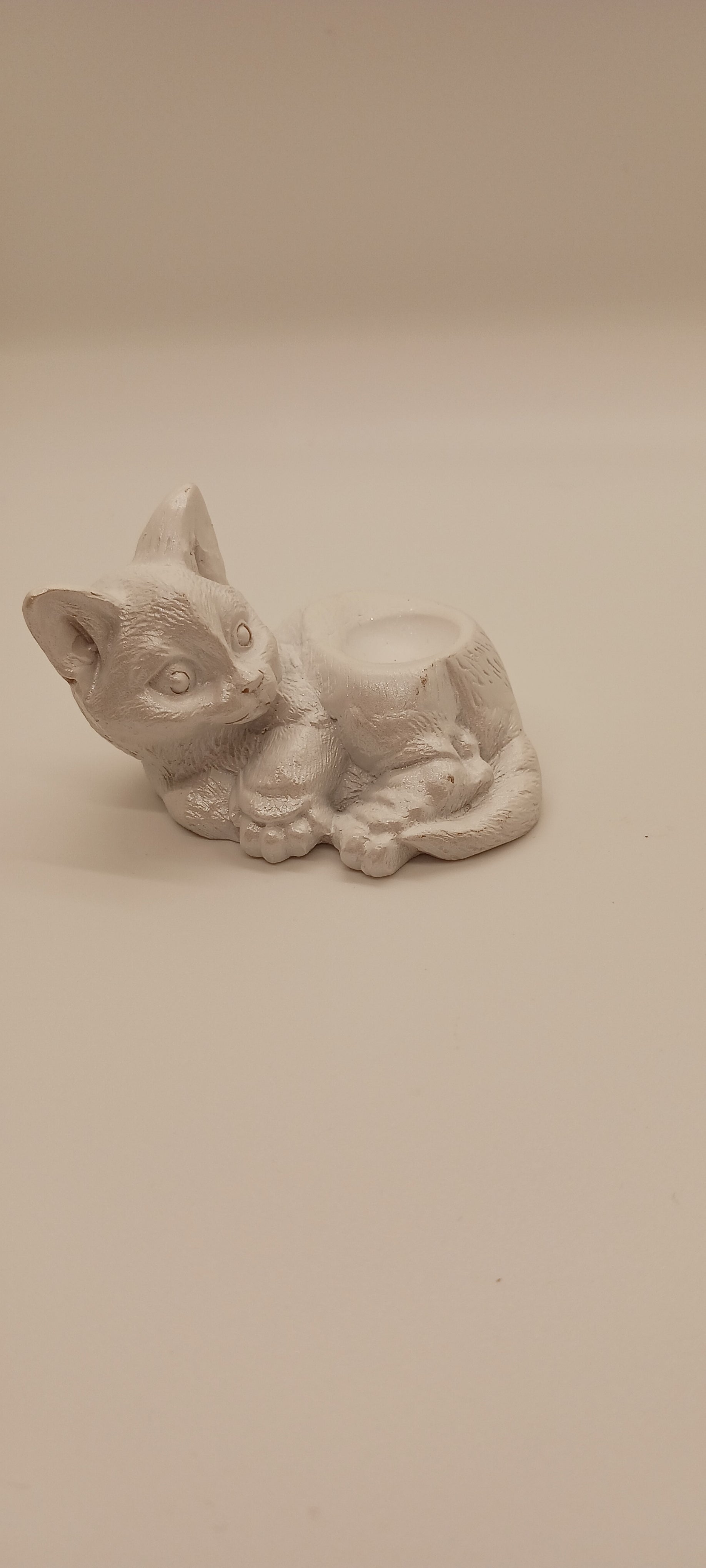 Cat Sphere Holder